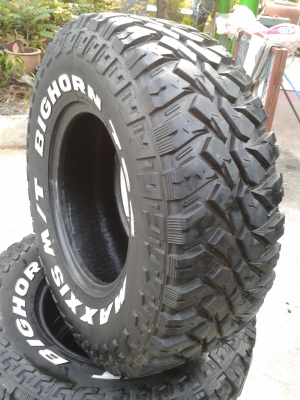 ขายยาง Mud Maxxis 764 ขนาด 31x10.5R15 ปี 10 สภาพพร้อมใช้งาน