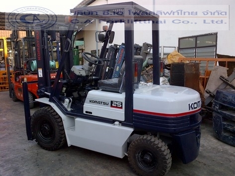 ขาย รถโฟล์คลิฟท์ KOMATSU รุ่น FD25 -11
