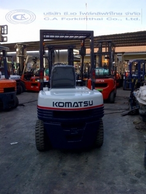 ขาย รถโฟล์คลิฟท์ KOMATSU รุ่น FD25 -11
