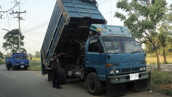 ขาย 6 ล้อ ดั้ม NPR เครื่อง 185 แรง สภาพพร้อมใช้งาน ขาย 6 ล้อ ดั้ม NPR เครื่อง 185 แรง สภาพพร้อมใช้งาน