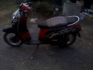 ขาย สกูปปี้ ไอเครื่องเดิมวิ่ง8000 โล ราคา 21800 บาท ขาย สกูปปี้ ไอเครื่องเดิมวิ่ง8000 โล ราคา 21800 บาท