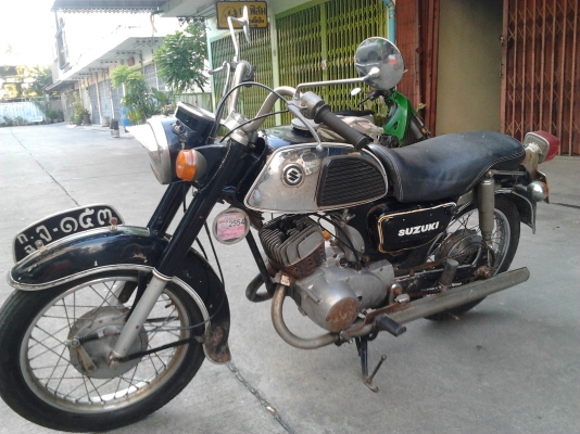 ขาย K125 M2 ตาม สภาพ เครืองดี เบรค หน้า-หลัง ดี คลัช ดี รถสวย มีผุ บางตามกาลเวลา มีทะเบียนพร้อมโอน สนใจ ดูรถได้ ราคา 21,000 / 086-3314540