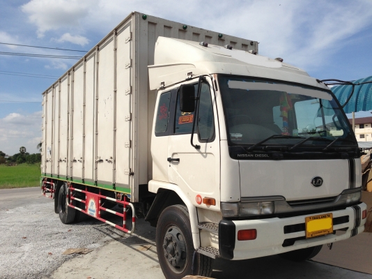 ขายรถ6ล้อใหญ่ตู้10บาน