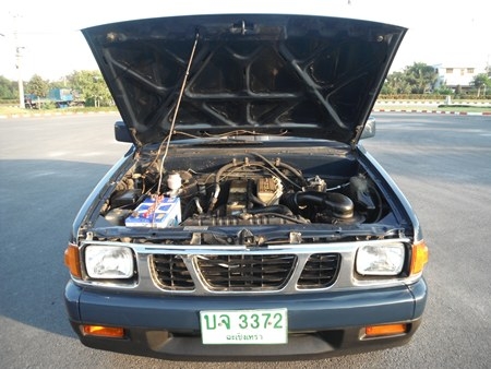 ขายอีสุสุ กระบะตอนเดียว ปี40 สภาพสวยๆ พร้อมใช้ มีแม๊กไลน์เนอร์