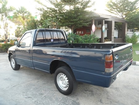 ขายอีสุสุ กระบะตอนเดียว ปี40 สภาพสวยๆ พร้อมใช้ มีแม๊กไลน์เนอร์