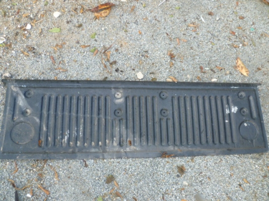 ขายแม็กลายเนอร์ ของมิตซูสตราด้าตอนเดียว ราคา 1500 บาท โทร 081 3298448