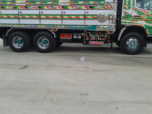 ขายรถบรรทุกHINOรุ่นใหม่