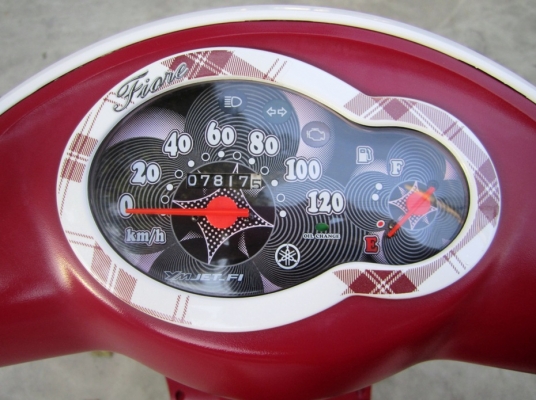 (จองแล้วค่ะ) สวย..จัดเต็ม  Yamaha Fiore ชุดแต่งศูนย์  เพียง  บาทเท่านั้น