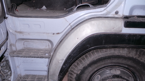 HINO  V10 รถสิบล้อหัวลาก  พร้อมหางพื้นเรียบ 18  ล้อ  เล่มทะเบียนพร้อมโอนค่ะ