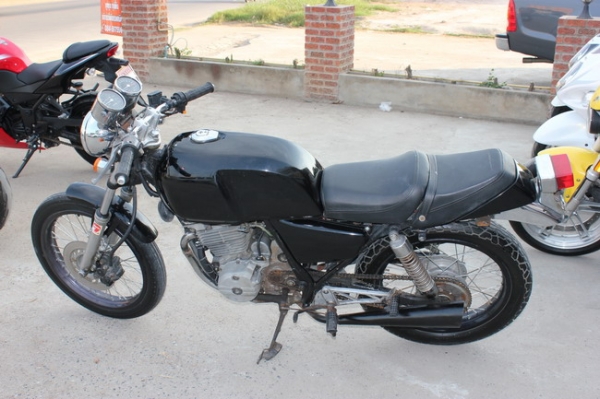 ขาย CLUBMAN 250 เครื่องดีแน่น สตาร์ทติดง่าย ขาย CLUBMAN 250 เครื่องดีแน่น สตาร์ทติดง่าย