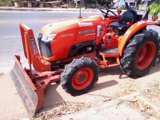 ขาย L3608 ใช้งาน 964 ชม. พร้อมใบมีดคานล่าง ผานพรวนตราช้าง 6 ใบ พร้อมทะเบียน ร้อยเอ็ด