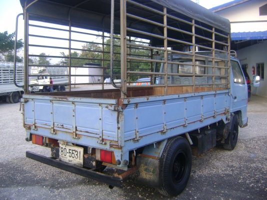 ขายรถ4 ล้อ อีซุซุ NKR88แรง เครื่องมีไอนิดหน่อย คัชชีสวย ซุมล้อมีผุบ้าง ป้ายใหญ่