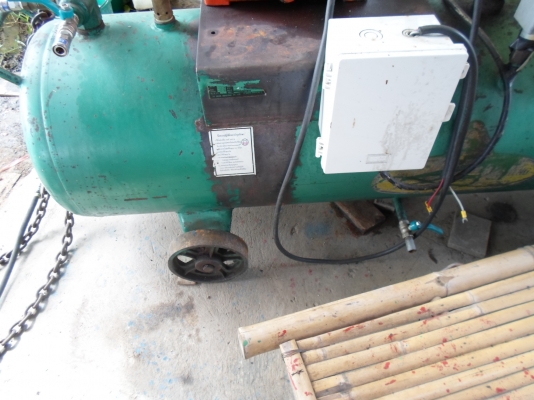 ถังลมฟูเซ็ง 300  ลิตร  สภาพสวย  ขาย  12,000