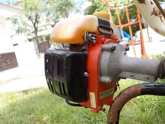 เครื่องแหวกร่องกล้าในนาเดินตามนำเข้าจากญี่ปุ่นwww.nihonmono.com