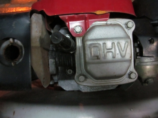 ขายของมือสองญี่ปุ่น-เครื่องตัดหญ้า ยี่ห้อ HONDA มี 2 ตัว ให้เลือก