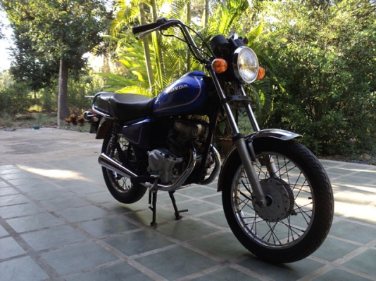 ขาย Honda CM 125 Twin รถญี่ปุ่น  สภาพเดิมๆ พร้อมใช้