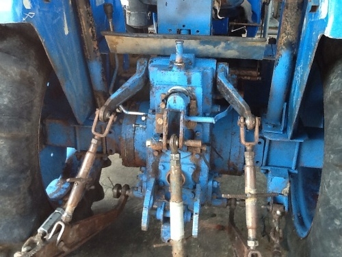 แชมป์ 484 4 WD 2. เพลา พวงมาลัยเพาเวอร์ ถูกๆดีๆ