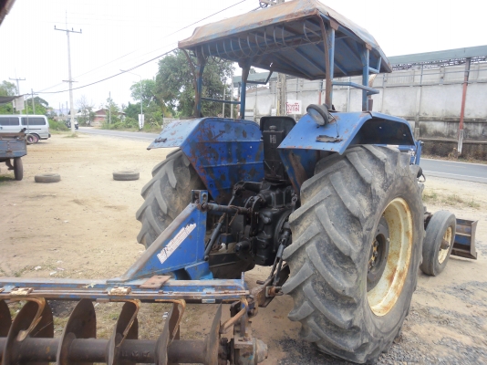 รถไถ่ฟอร์ด 6610 ตัวเต็มเสื้อลาย ปั้มใหญ่ ท่อไอดีใหญ่ พวงมาลัยโร่เตอร์ ใบเอกสารอินวอยซ์ พาลหลัง kk