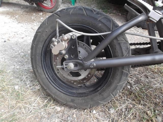 ขาย Sachs125 CC. สต๊าทมือ/เท้า มีเล่มทะเบียนรถใช้งาน 2 ปี (จัดส่งได้ครับ)