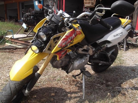 ขาย Sachs125 CC. สต๊าทมือ/เท้า มีเล่มทะเบียนรถใช้งาน 2 ปี (จัดส่งได้ครับ)