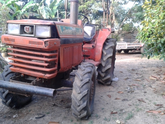 ขายรถไถ kubota L1-18 เครื่องดี เกียร์ดี ยางหลังไม่ดี