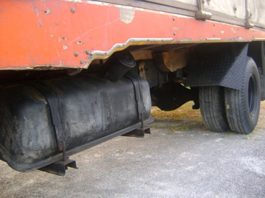 ขายรถ 6 ล้อ นิสสัน เครื่อง 180 แรง เบรกทิฟฟี่ ยาว 5 เมตร เอาไปต่อดั้มได้