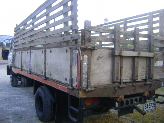 ขายรถ 6 ล้อ นิสสัน เครื่อง 180 แรง เบรกทิฟฟี่ ยาว 5 เมตร เอาไปต่อดั้มได้