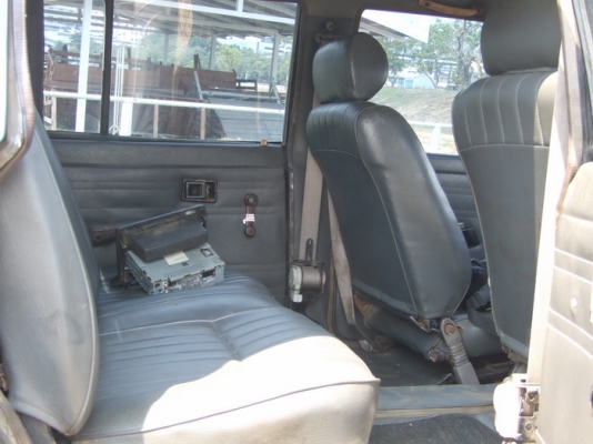 ขาย4ประตูวางคานถูกๆ