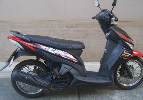 ขายHonda Click 115cc.   จดทะเบียน 51  พรบ.หมด ม.ค.56