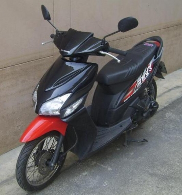 ขายHonda Click 115cc.   จดทะเบียน 51  พรบ.หมด ม.ค.56