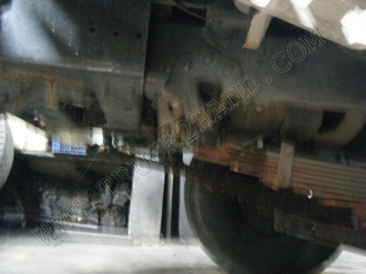 รถบรรทุก 6 ล้อบรรทุกน้ำ ยี่ห้อ HINO รุ่น KM117