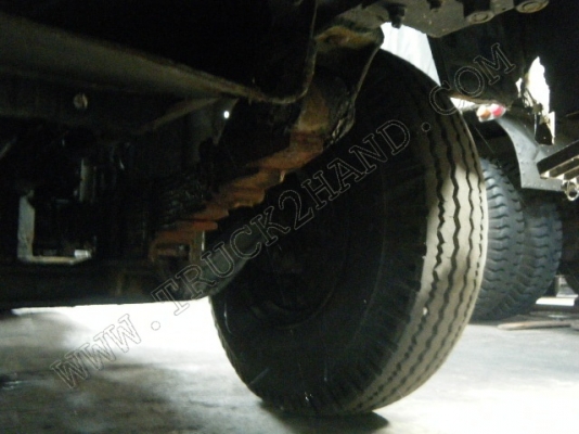 รถบรรทุก 6 ล้อบรรทุกน้ำ ยี่ห้อ HINO รุ่น KM117