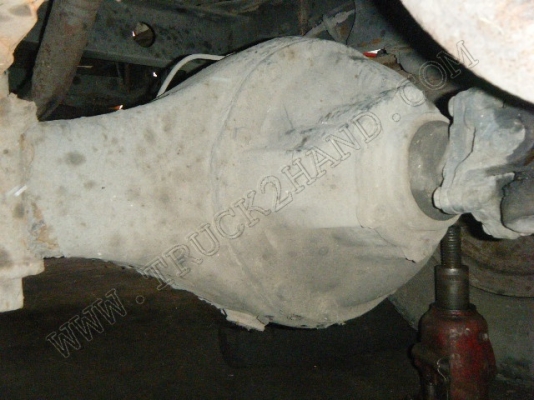 รถบรรทุก 6 ล้อบรรทุกน้ำ ยี่ห้อ HINO รุ่น KM117