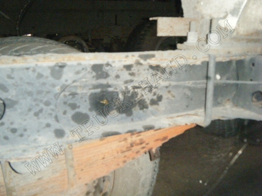 รถบรรทุก 6 ล้อบรรทุกน้ำ ยี่ห้อ HINO รุ่น KM117