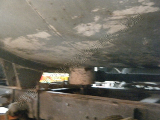 รถบรรทุก 6 ล้อบรรทุกน้ำ ยี่ห้อ HINO รุ่น KM117