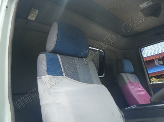 รถบรรทุก 6 ล้อบรรทุกน้ำ ยี่ห้อ HINO รุ่น KM777