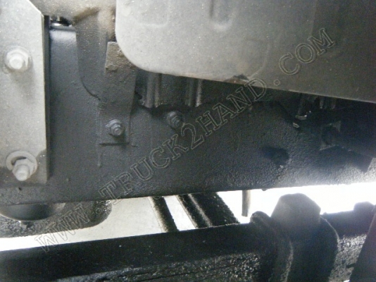 รถบรรทุก 6 ล้อบรรทุกน้ำ ยี่ห้อ HINO รุ่น KM777