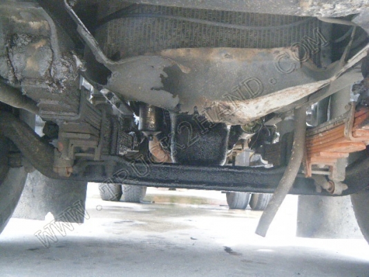 รถบรรทุก 6 ล้อบรรทุกน้ำ ยี่ห้อ HINO รุ่น KM777