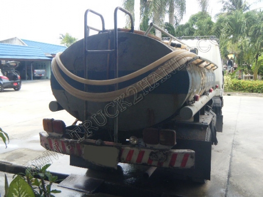 รถบรรทุก 6 ล้อบรรทุกน้ำ ยี่ห้อ HINO รุ่น KM777