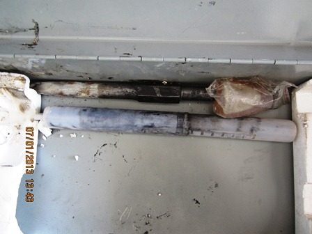 เครื่องสกัดคอนกรีตMakita HM1306 ยกกล่องครับ เครื่องสกัดคอนกรีตMakita HM1306 ยกกล่องครับ