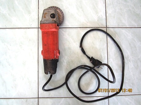 เลื่อยวงเดือนmakita,ลูกหนูMaktec,สว่าน3ระบบHiraki,สกัดคอนกรีตBosch เลื่อยวงเดือนmakita,ลูกหนูMaktec,สว่าน3ระบบHiraki,สกัดคอนกรีตBosch