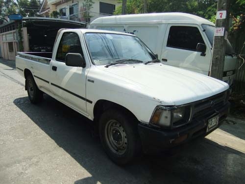 TOYOTA MIGHTY-X 2.5 ตอนเดียวปี 96 พร้อมใช้ขายด่วน