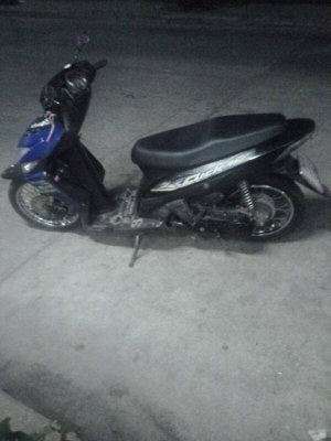 ขาย 9,900  เอกสารทะเบียนโอนครบ เครื่องเดิม ลองมาขับได้ รถอยู่บางใหญ่ นนทบุรี สนใจโทร 084-3545593