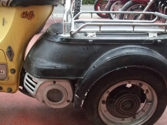 ขาย daihatsu hallo 50 cc.ออโต้ สตารท์เท้า ไฟติดครบ รถน่าสะสมมีน้อยหายาก ขายสองหมื่นเก้าพับบาท สนใจติดต่อ care 0859688911