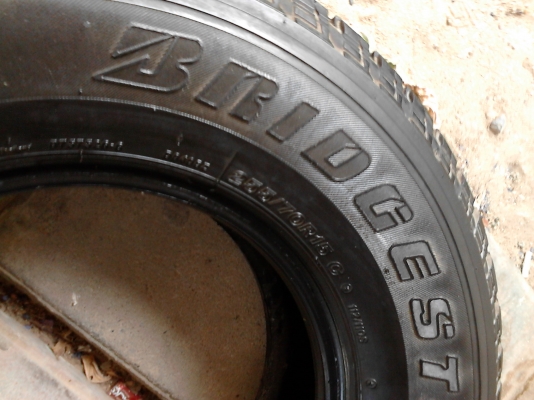 ( ขอบ15 )   255/70R15 BRIDGESTONE DUELER H/T 840  มีชุด 4 เส้น TEL.081-427-3941