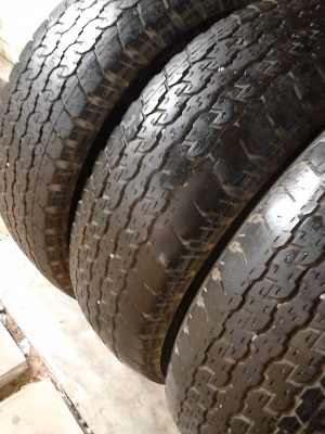 ( ขอบ15 )   255/70R15 BRIDGESTONE DUELER H/T 840  มีชุด 4 เส้น TEL.081-427-3941