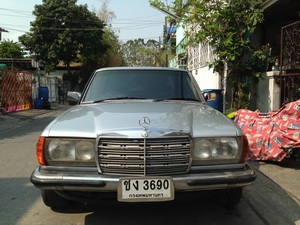 Mercedes Benz  280E  2.5 Auto  ใครหาอยู่รับรองไม่ผิดหวังครับ