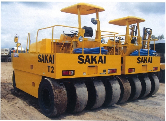 รถบดล้อยาง 7ล้อ