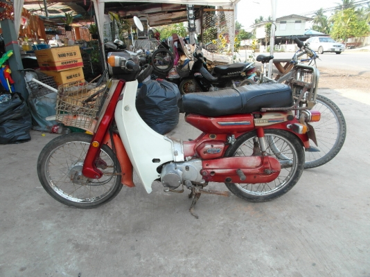 ขายV75รุ่นสตาร์ทเดิมไม่ม่เล่ม3500บาท0897074784พิดโลก