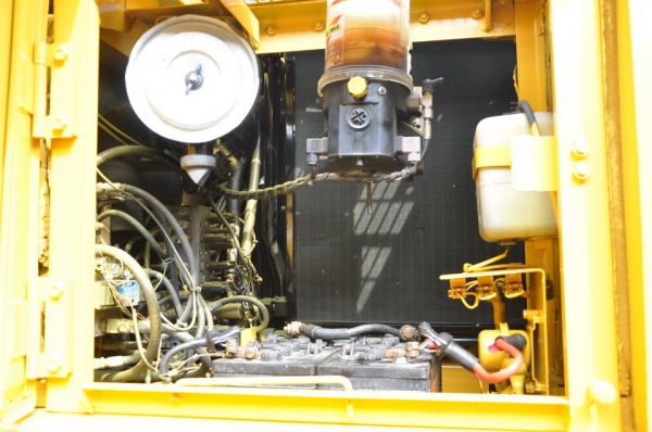 KOMATSU PW 130-6  SN  K30104